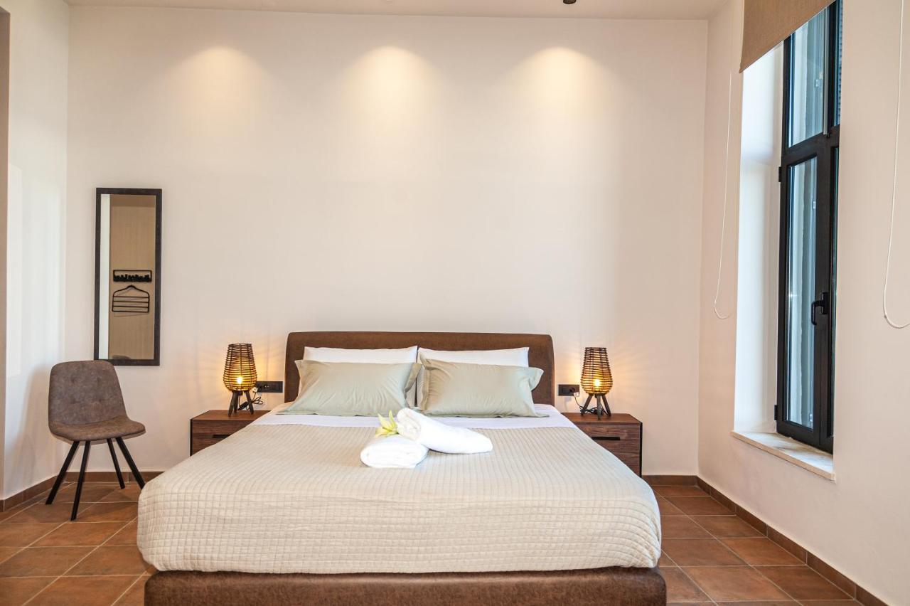 Endless Blue Suites Chania  Eksteriør billede